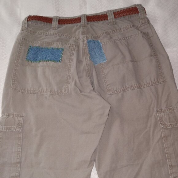 Plant Lover Upcycled Wrangler Cargo Pants 32 x 34 Khaki Patches Unisex Baggy - Picture 7 of 12
